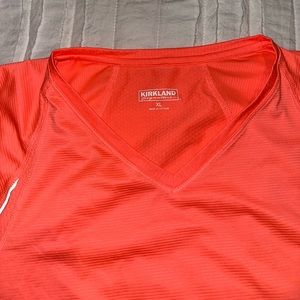 Kirkland workout t shirt XL